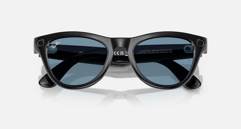 File:Ray-ban meta ai glasses skyler23.jpg
