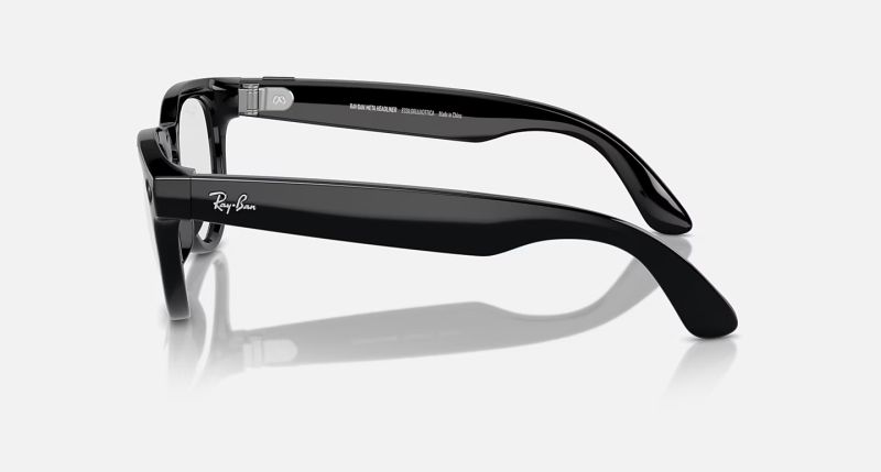 File:Ray-ban meta ai glasses headliner13.jpg