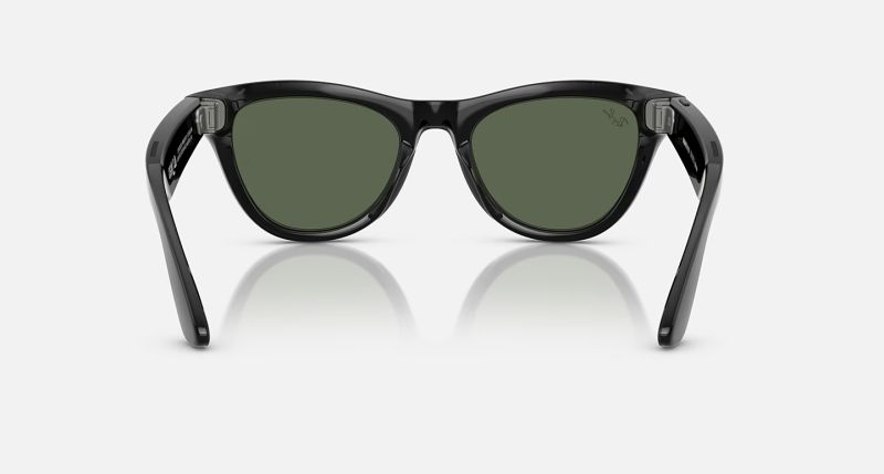 File:Ray-ban meta ai glasses skyler54.jpg