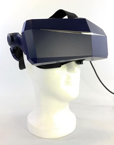 File:Pimax Vision 5K Super VR Headset for PC with 200°FOV, 180Hz Refresh Rate, Dual 2560x1440p, USB-Powered, Modular Audio Strap image9.jpg