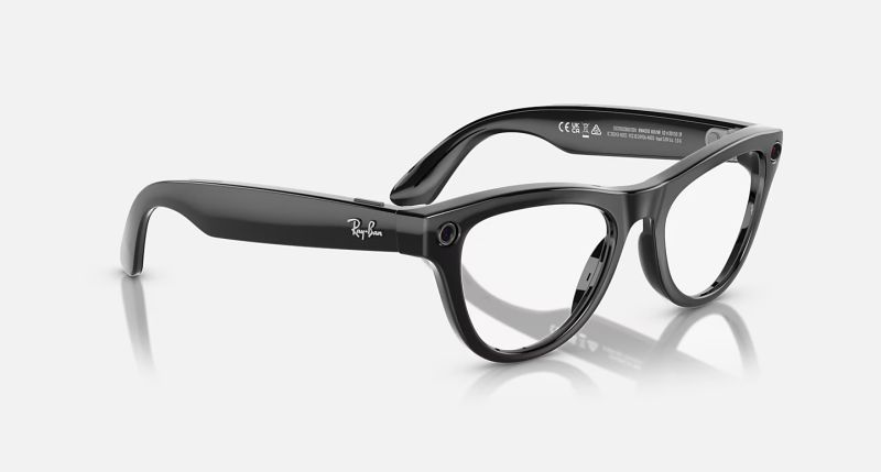 File:Ray-ban meta ai glasses skyler27.jpg