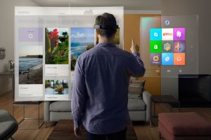 Microsoft hololens1.jpg