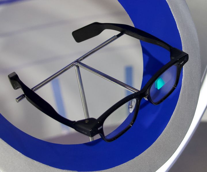 File:Quark AI Glasses.jpg