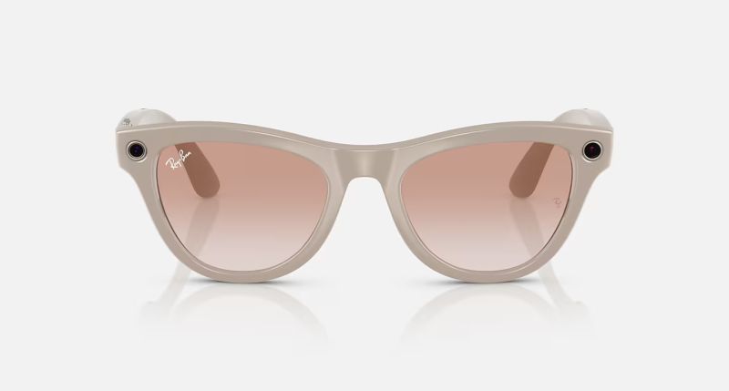 File:Ray-ban meta ai glasses skyler12.jpg