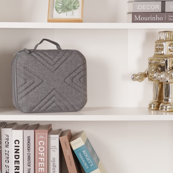 File:ZyberGears VR Carrying Case for Meta Quest 2 Accessories image6.jpg