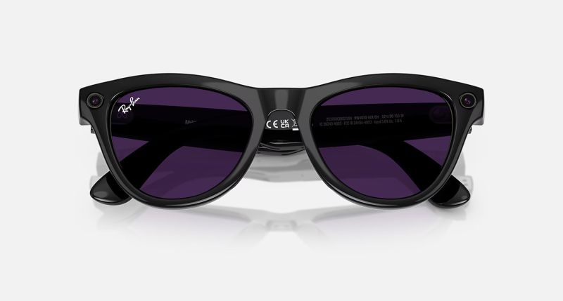 File:Ray-ban meta ai glasses skyler33.jpg