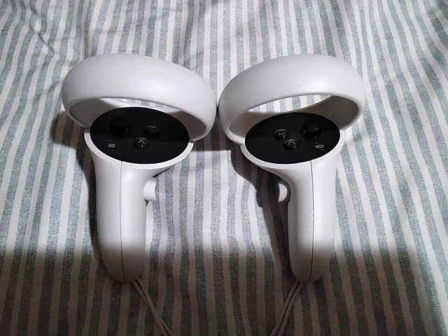 Quest 2 Controllers - VR & AR Wiki - Virtual Reality & Augmented ...