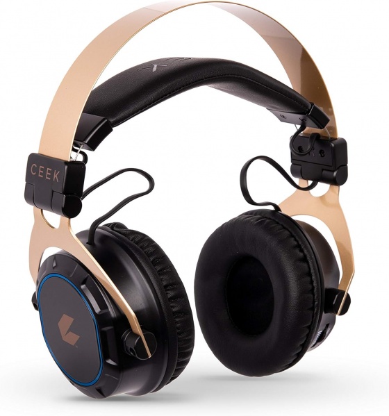 File:CEEK VR 360 Over-Ear Wireless Bluetooth Headphones with Omnidirectional Surround Sound, Black image1.jpg