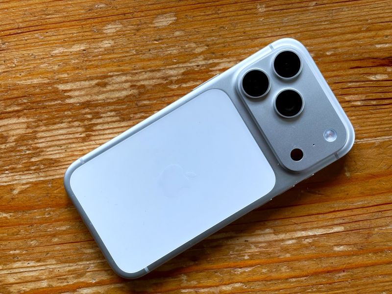 File:IPhone.jpg