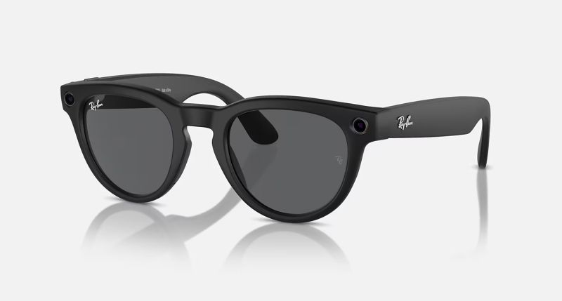 File:Ray-ban meta ai glasses headliner21.jpg