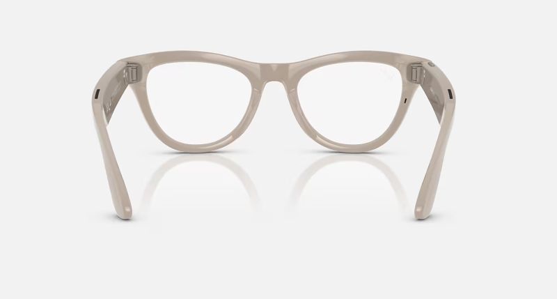File:Ray-ban meta ai glasses skyler66.jpg